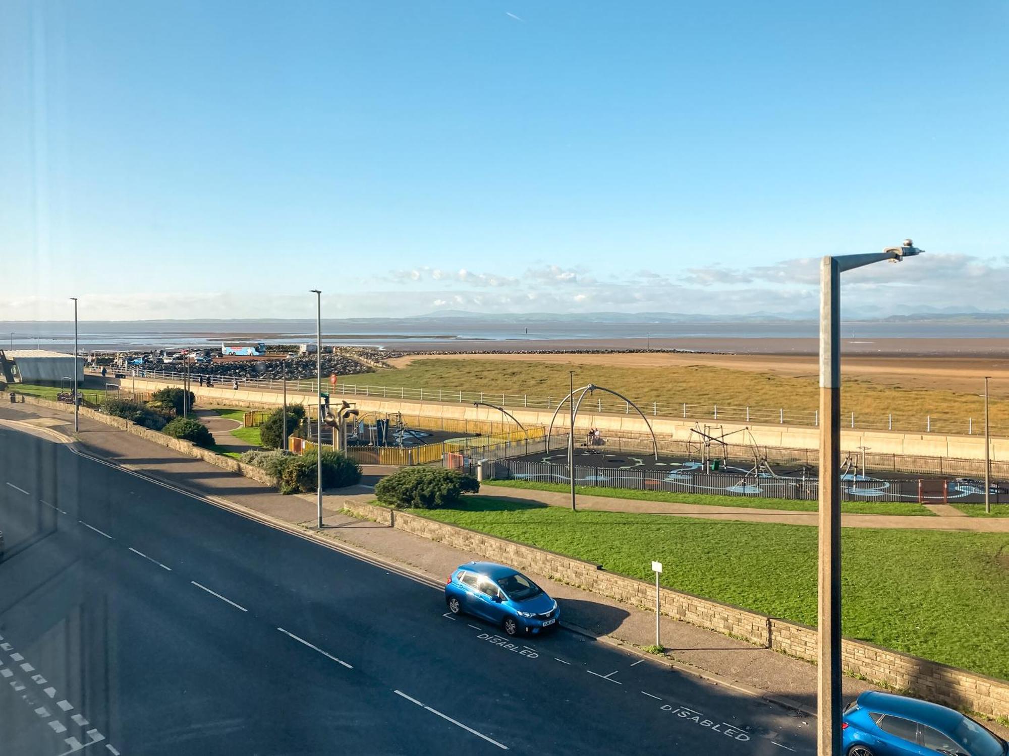 Blue Sands Morecambe Exteriör bild